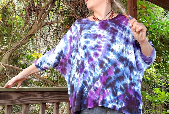 Loose Oversized Tee Shirt Top in Purple Tie Dye