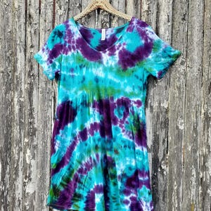 Wygodna sukienka babydoll tie-dye