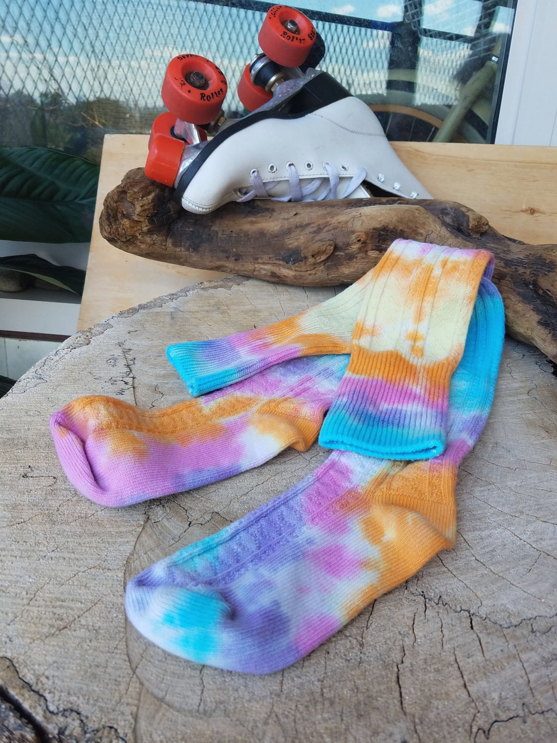 pastel tie dye socks