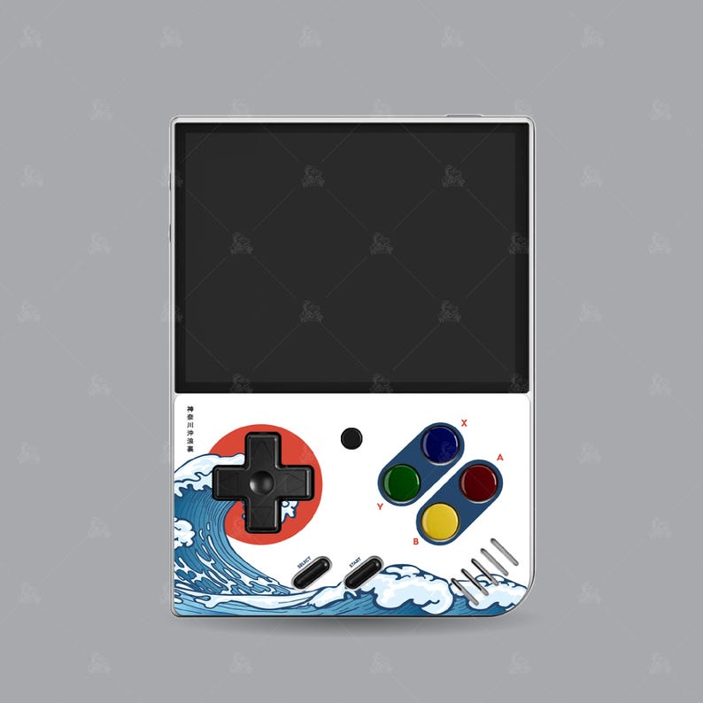 Puede incluir: Una consola de juegos port&aacute;til blanca con una pantalla negra y una disposici&oacute;n de botones azules, rojos y verdes. La consola tiene un dise&ntilde;o de onda azul y blanca en la mitad inferior y el texto "超级玛丽" en negro.