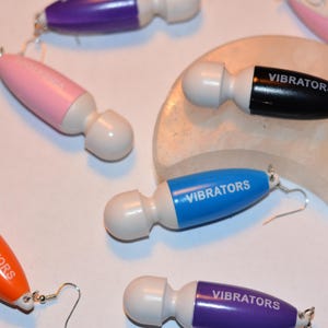 Vibrating Earrings | Fun & Unique Jewellery for a Playful Vibe