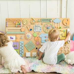 Tableau naturel pour tout-petits, Tableau personnalisé pour bébé de 1,2, 3, 4 ans, Cadeau 1er anniversaire, Tableau sensoriel, Cadeau pour planche de bois Montessori