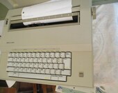 Sears Electric Portable Electric SR1000 Seires Vintage Typewriter