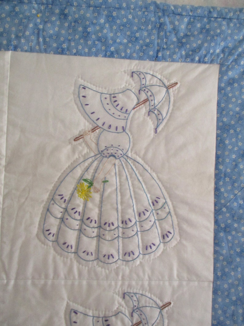 Quilt Southern Ladies Needlework embroidery Baby Blanket Vintage image 4