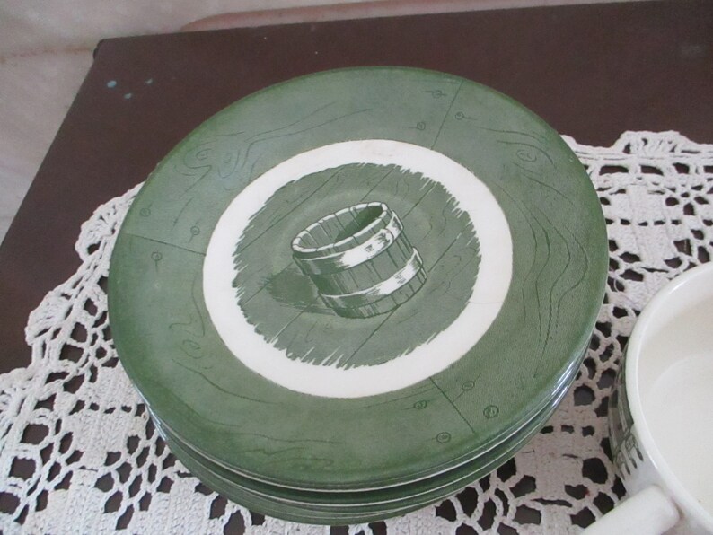 COLONIAL HOMESTEAD Royal USA China 1 cup and 7 saucers