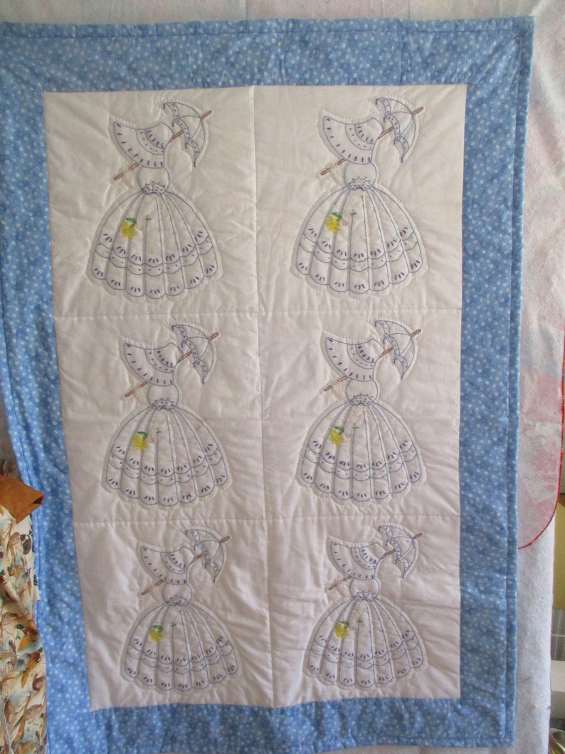Quilt Southern Ladies Needlework embroidery Baby Blanket Vintage image 1