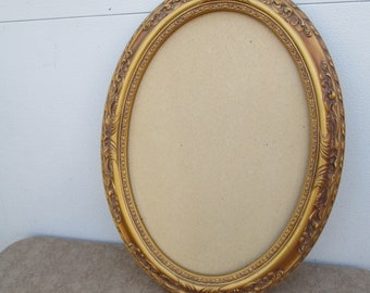 Ornate Frame Oval Large Picture Vintage Opening 18 3/4 x 13