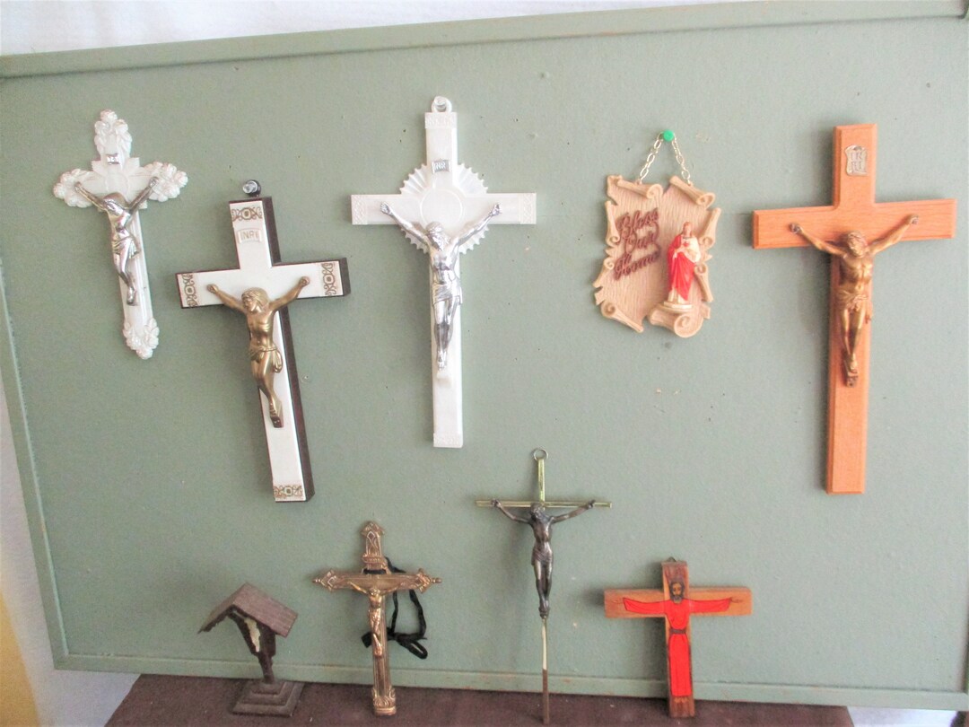 Crucifix Wall Hanging Jesus Christ on Cross Religious Choice ONLY ONE