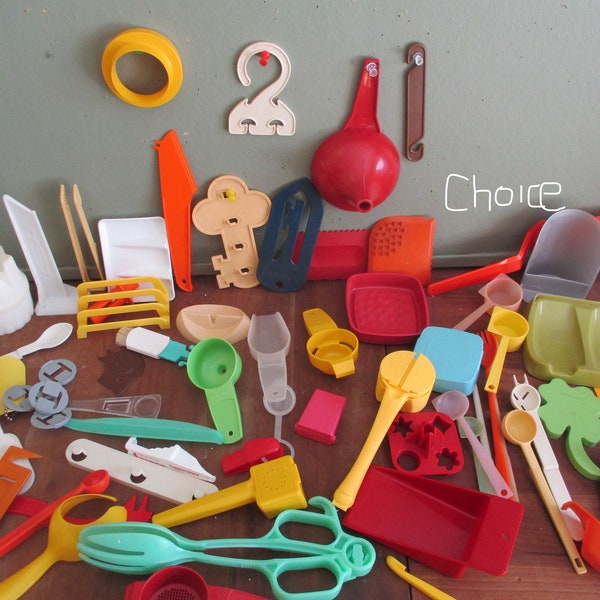 Tupperware gadgets  Kitchen Accessories Vintage CHOICE