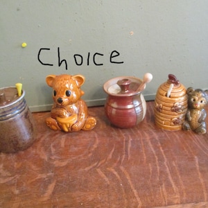Honey pot Vintage  container with Server CHOICE
