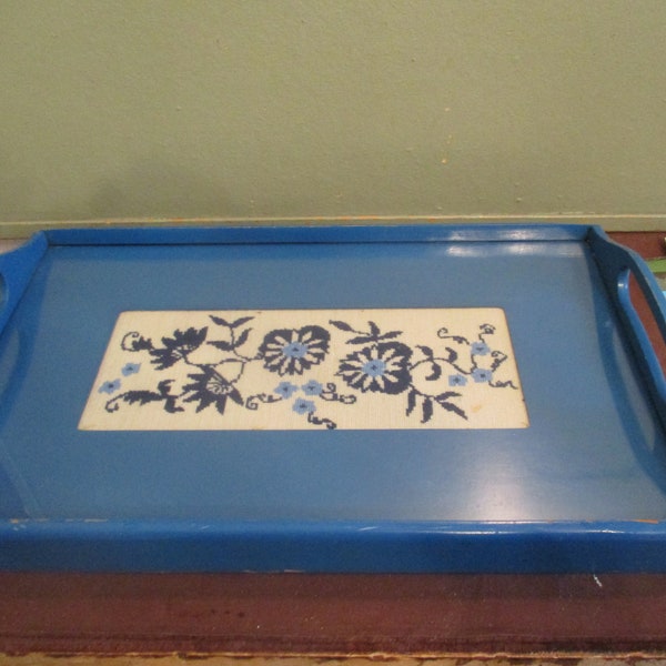 Serving tray Wood Glass Top Vintage Handled Blue needle point