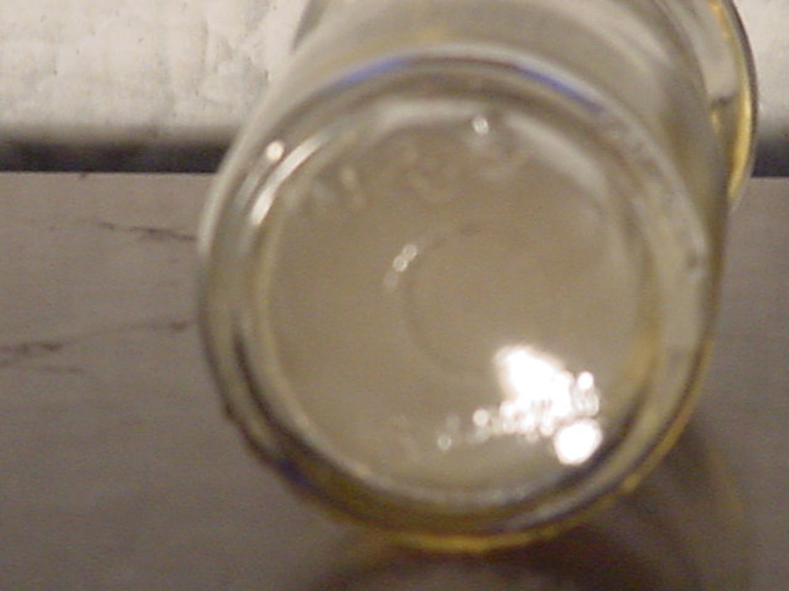 quarter pint glass