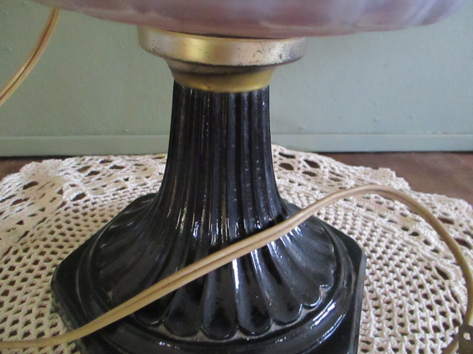 Aladdin Black Cream glass Corinthian Electrified oil lamp Line Etsy