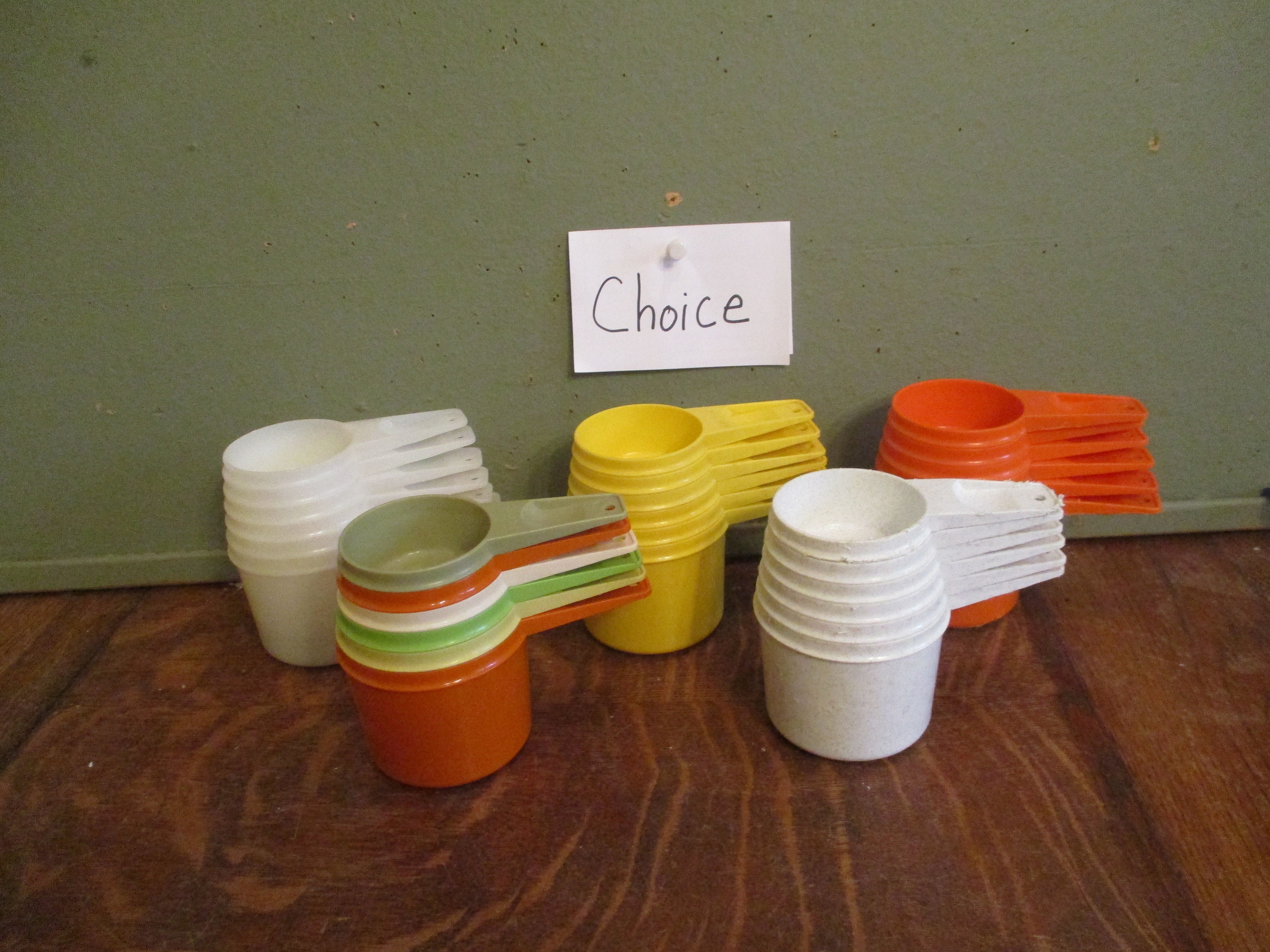 Retro Plastic Measuring Spoons, Orange, Red, White and Green