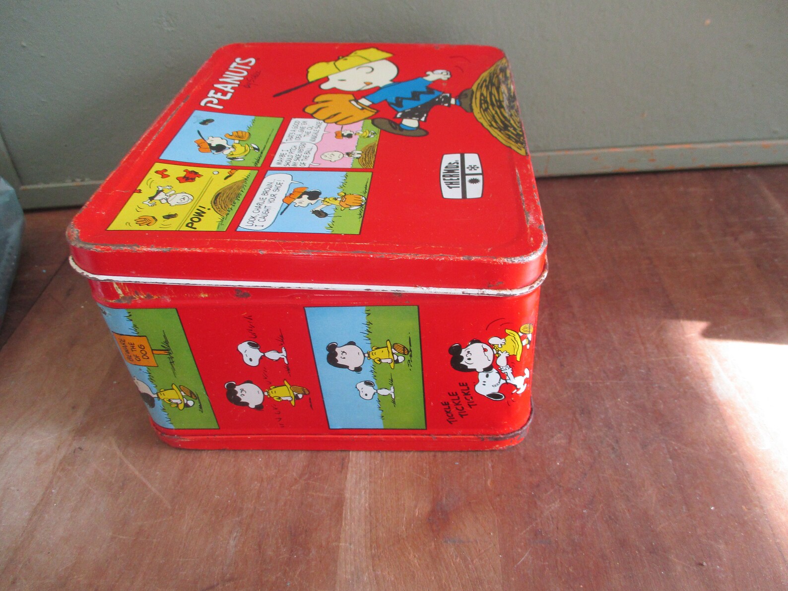 Peanuts Lunch Box Vintage Metal Dented Etsy