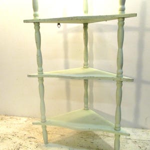 Spindle Corner Wall Shelves wood Display Shelf Knick Knacks Vintage 19 inches tall