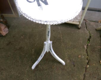 BOX  Table Pedestal fern Candle stand side plant Vintage Painted
