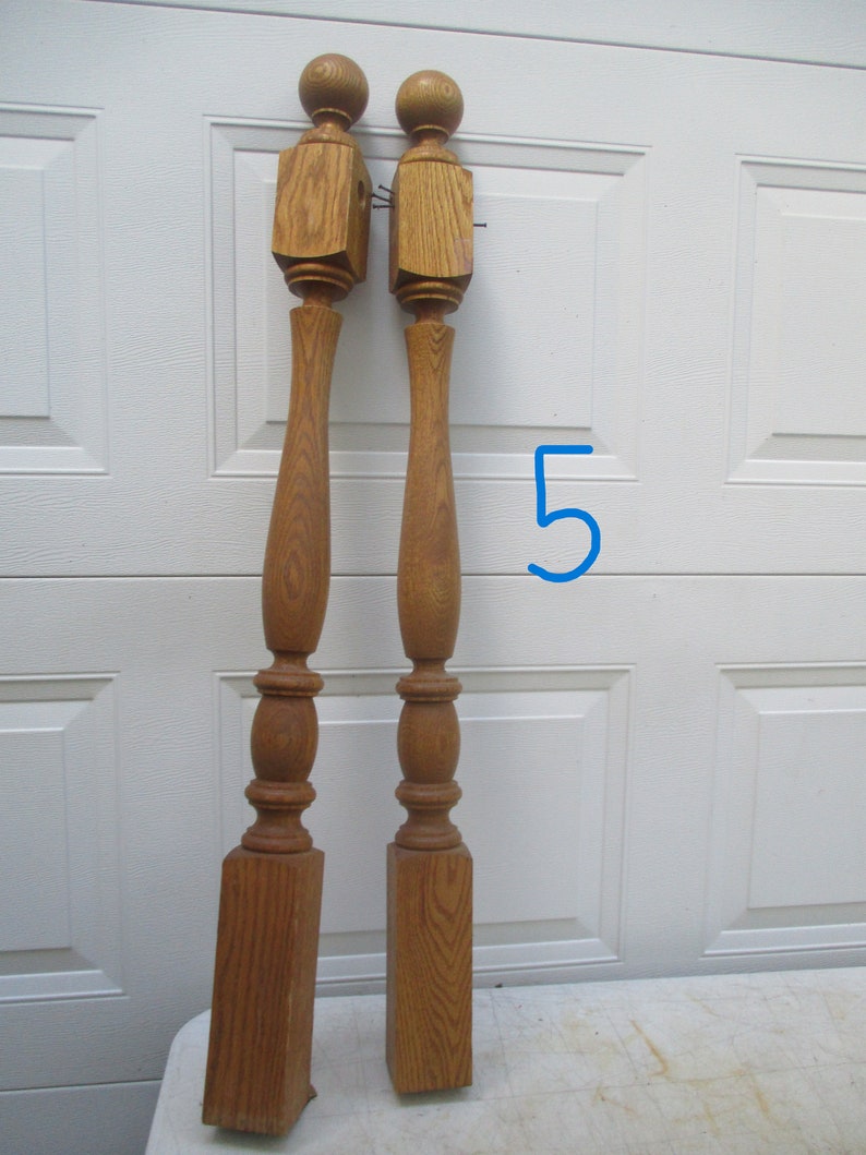 Axes de rampe d'escalier en chêne, architecture de récupération, goujon décoratif vintage, meubles CHOICE, ensembles de pièces artisanales 5 banister set of 2