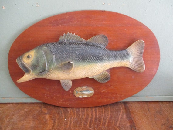 Walleye Fish Mount Chalk or Plaster Vintage Wall Hanging Plaque 