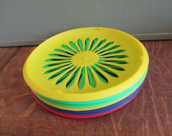 Plastic paper plate holder Vintage set of 7