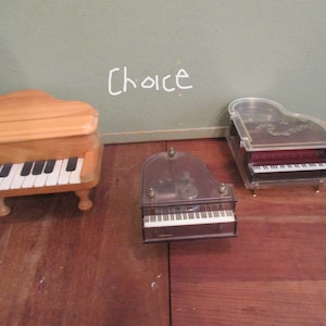 Piano Music  box CHOICE Vintage