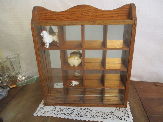 Mirrored curio cabinet outlet