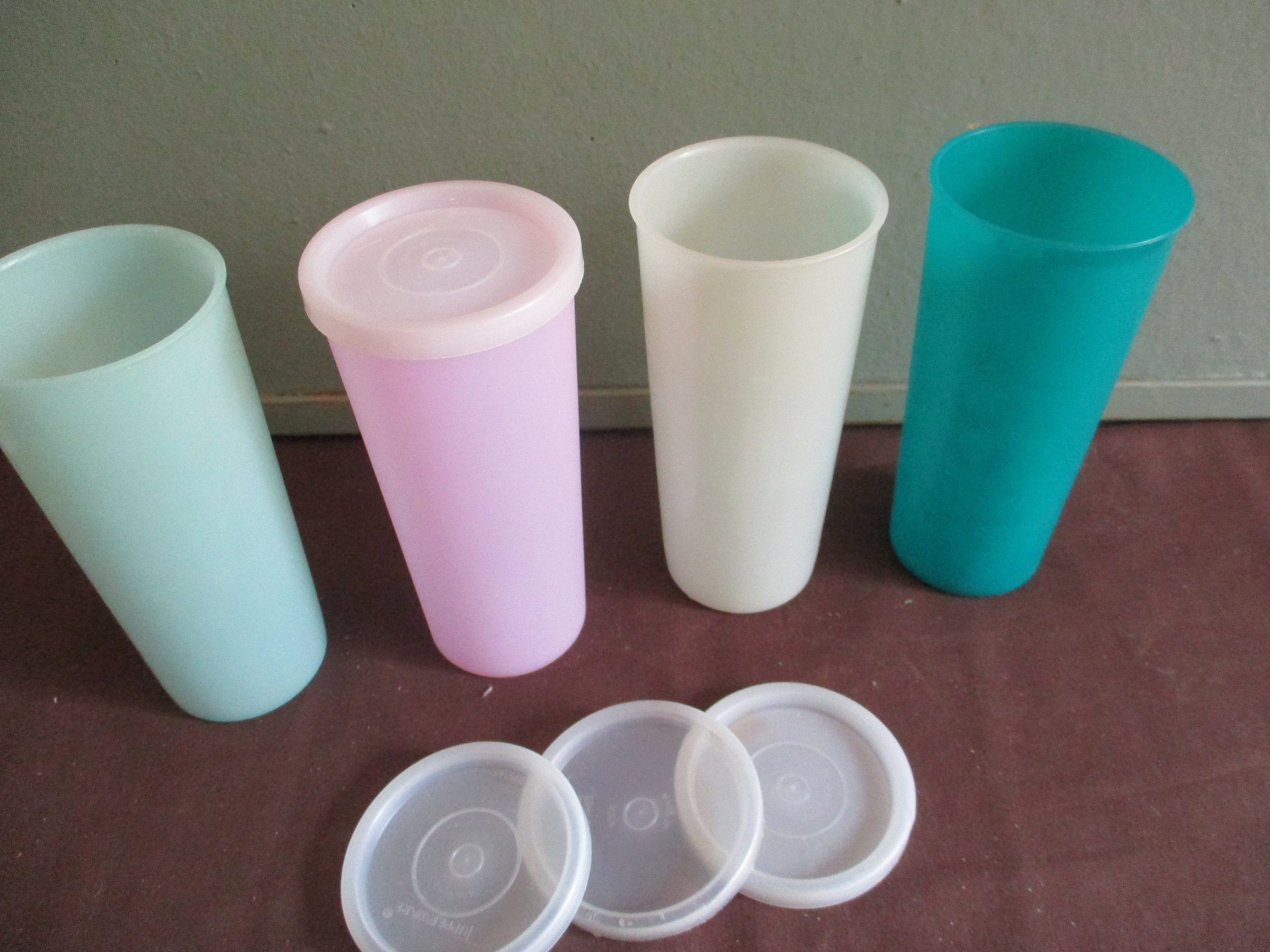 Tupperware Tumbler Set of 4 12 Ounce With Lids Vintage Pastels -  Israel