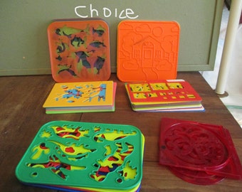 Tupperware, Binny & Smith, HFC Stencil Art Vintage Fun CHOICE