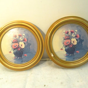 Flowers Round Frame Vintage set of 2 one CHIPPED
