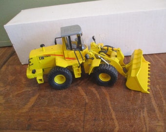 New HollandLW190  Loader Vintage Toy Made in Italy