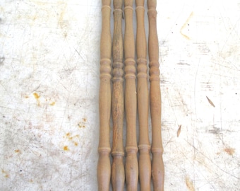 Spindles Architecture Salvage set of 5 Decorative Dowel Vintage  Furniture Craft parts 41