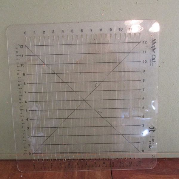 Shape Cut Slotted Ruler, Cut Strips, Squares, Diamonds, Triangles June Tailor Pre Owned