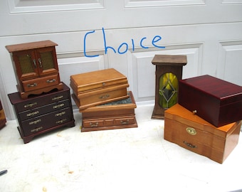 Jewelry Box Valet   Vintage  CHOICE