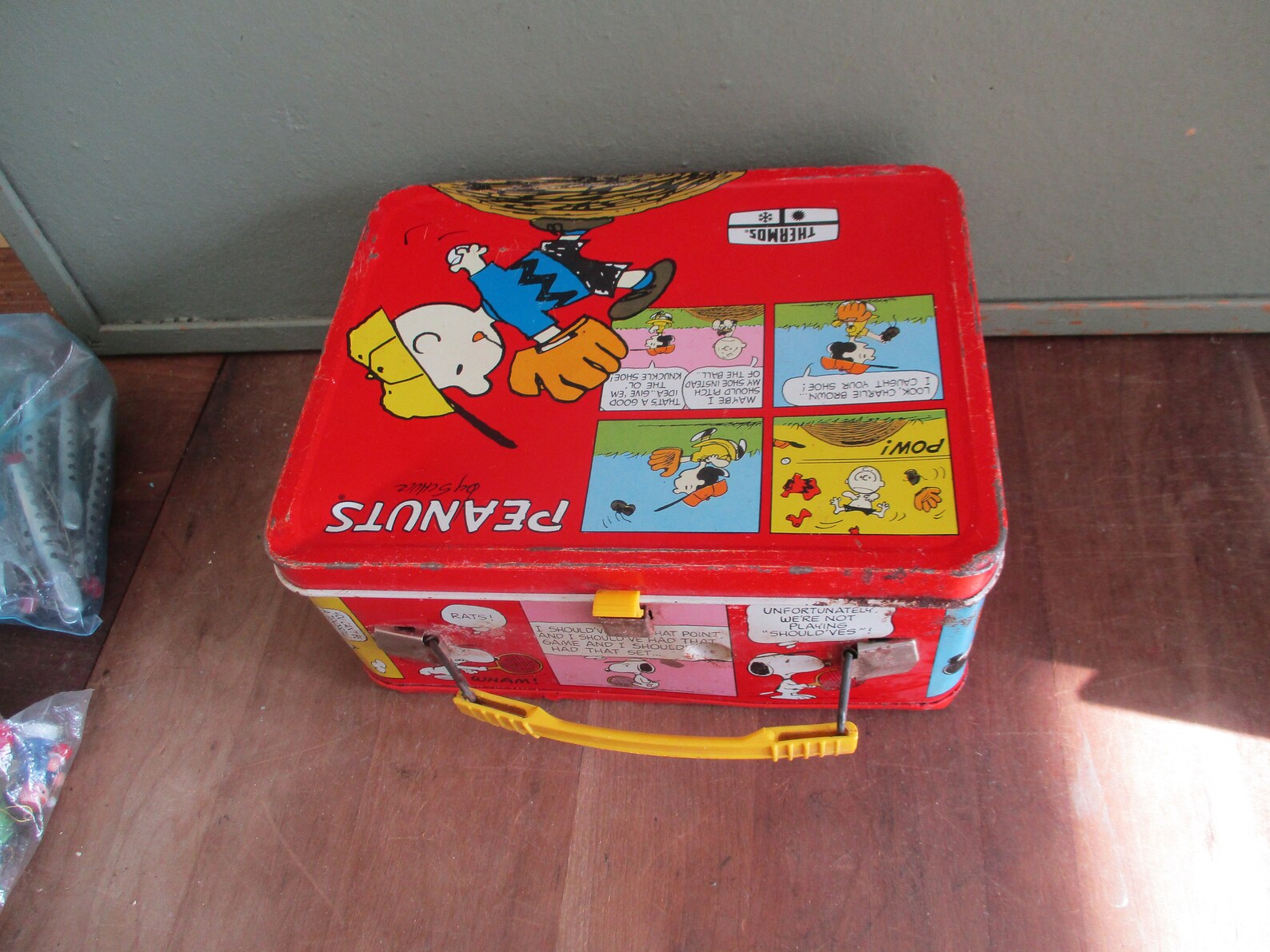 Peanuts Lunch Box Vintage Metal Dented Etsy