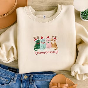 Merry Catsmas Embroidery Design – Funny Christmas Cat Machine Embroidery File, Cute Catmas Pattern for Holiday Stitching, Instant Download