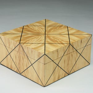 Handgemachte Moderne Schmuckschatulle - Avodire Holz Mit Ebenholz Inlays