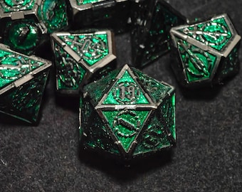 DND Metal Dice Set Green  D&D Dice Set with Gift Box, Dungeons and Dragons Handmade D + D Polyhedral Dice Role Playing Games