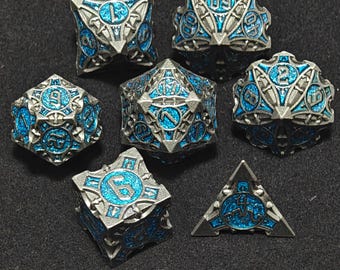 Blauer DnD Würfel, Metall-Rollenspielwürfel, Ausrüstungswürfel, Sharp Edge Würfel, Bronze-Rollenspielwürfel, D20 Würfelset, Metall-DnD-Set, Ausrüstungswürfel