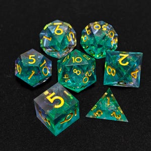 Resin dice, Dungeons and Dragons, dnd dice, dnd dice set, dice set, role laying games, Sharp Edge dice, resin dice set, d20 dice