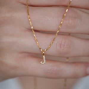 Kette mit Buchstabenanhänger, 18k vergoldet, Namenskette - Initialenkette - Personalisierte Buchstabenkette - Muttergeschenke