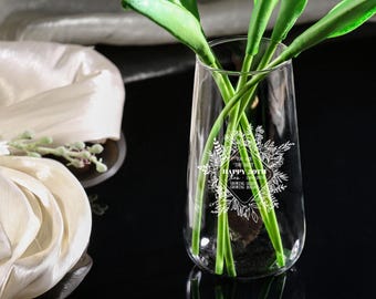 Personalised Large Tapered Glass Vase | Gift for Friend Mother Bride Groom| Wedding Bridesmaid Housewarming Gift | Anniversary Birthday Gift