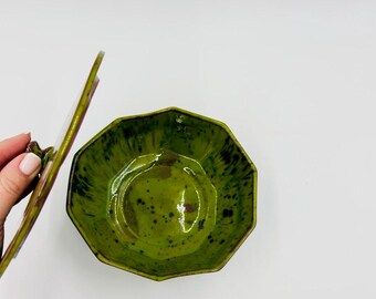 shelley花柄 蓋付きボウルアンティーク ヴィンテージ ロイヤル シーリー 鍛造 アルミ 蓋付き ボウル/皿 花柄