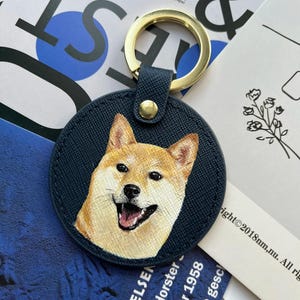 Hand-Painted Leather Pet Portrait Charm: Personalized Dog Keychain