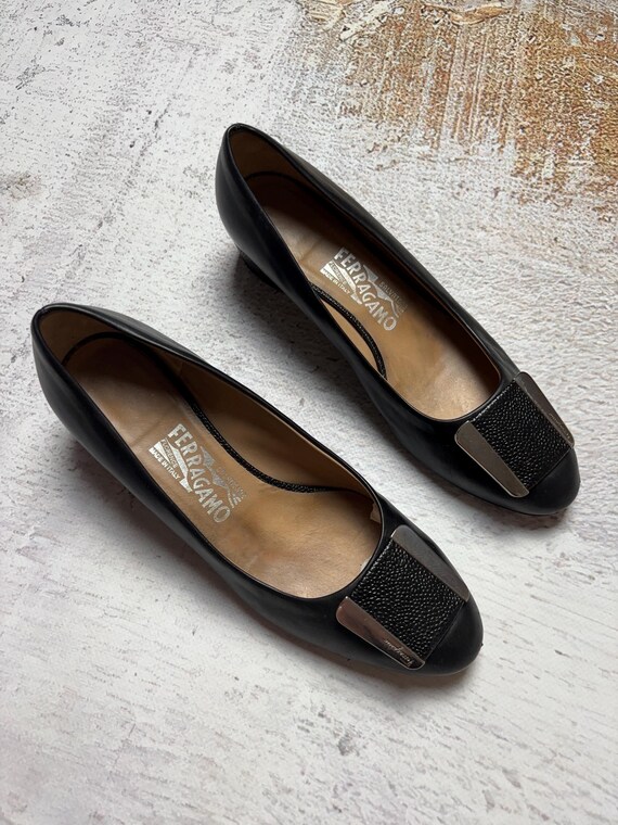 Salvatore Ferragamo Italian Leather Vintage Shoes Mary  display picture 1