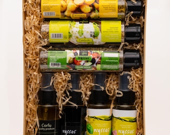 Gourmet Gift Box – Olive Oils, Balsamic Vinegar & Greek Spice Mixes