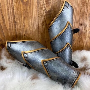Elven leather braces - Handmade - Perfect for LARP,  Renfair, Elfic costumes, Medieval events, Cosplay, Cinema and Theater