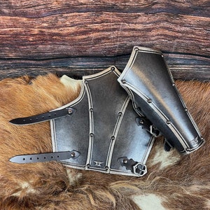 MORGANA leather braces dark - Handmade - Perfect for LARP,  Renfair, Elfic costumes, Medieval events, Cosplay, Cinema and Theater