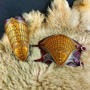 Ranger Leather Bracers in Gold - Handcrafted - Perfect for Larp, Cosplay, Cinema and Theatre