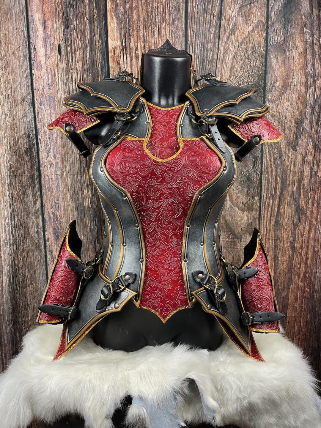 DEMETRA Female Warrior Leather Armor Set: Floral Renfair Cosplay - Etsy