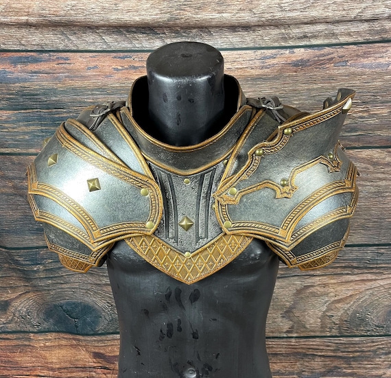FEDERICO レザーアーマーセット：非対称の肩甲と喉当て - Etsy 日本